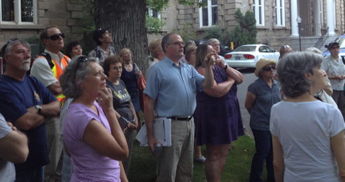 Photograph of Tom Henderson leading 2013 tour.